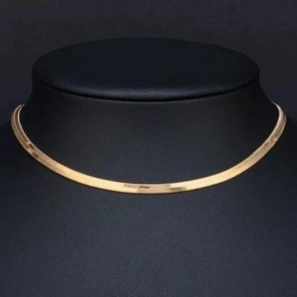 NEW 18K HERRINGBONE GOLD FLAT CHAIN NECKLACE, NICE NECKLACE, CUTE NECKLACE - Picture 2 of 3